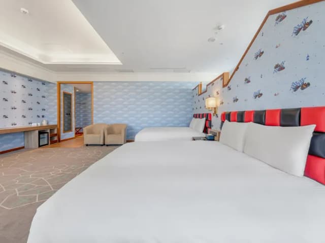 CHECK inn Select Tainan Yong Kang-Deluxe Family Suite-2