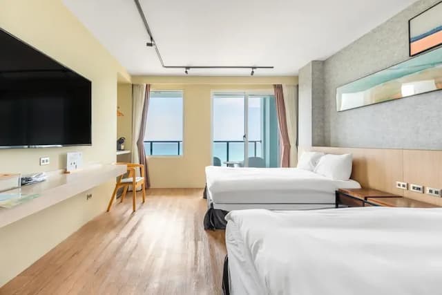 宅屋｜帆船石沙灘5分鐘腳程｜新上架-海景四人房【不挑房】-14