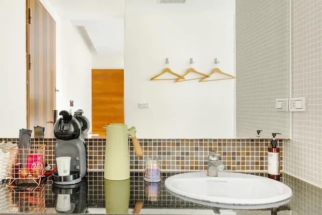 宅屋｜帆船石沙灘5分鐘腳程｜新上架-側面海景雙人房-12