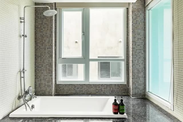 宅屋｜帆船石沙灘5分鐘腳程｜新上架-側面海景雙人房-11