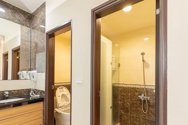 Shante Hotel-Exquisite Six-Person Room-4