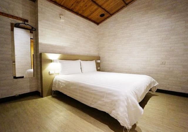 遠悅飯店 高雄愛河館-經濟雙人房-5