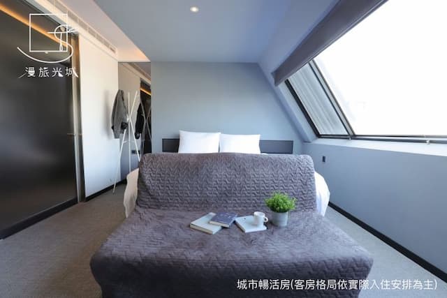 漫旅光城｜近一中商圈、享受低調奢華-高級景觀房-3
