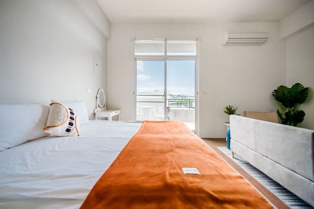 Moon Deer-Deluxe Double Room with Balcony-301.302-6