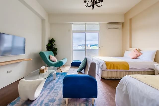 Moon Deer-Twin Room with Balcony-202-4