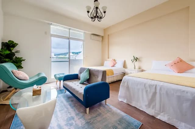 Moon Deer-Twin Room with Balcony-202-1