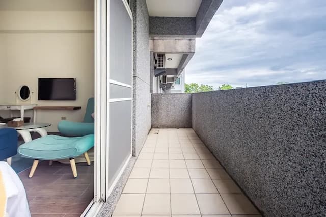 Moon Deer-Twin Room with Balcony-202-9