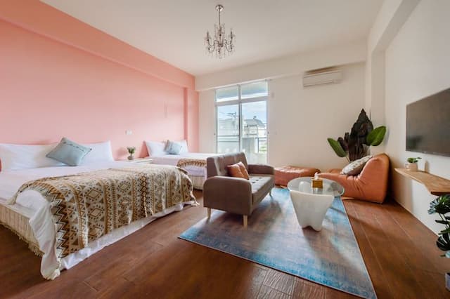 Moon Deer-Quadruple Room with Balcony-201-1