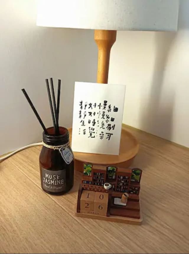 June June House｜Tainan Private Guesthouse with Elevator｜2–14 Guests Whole House or Room Rental-June June House｜White-Themed Double Room in Central Tainan｜Design Elevator B&B with Parking & Large Bathtub – 14 Ping Space (Balcony Included)-11