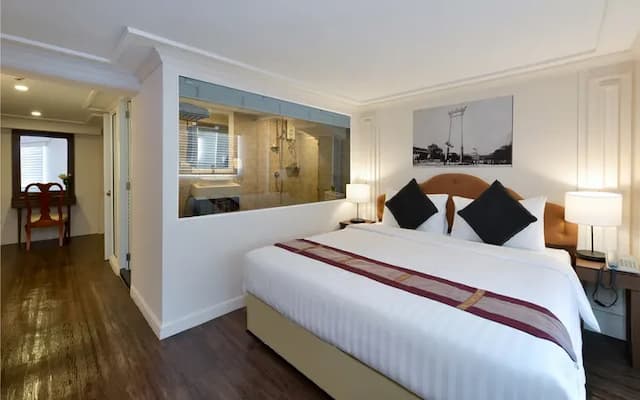 Siam Champs Elyseesi Unique Hotel - SHA Extra Plus-Deluxe King-2