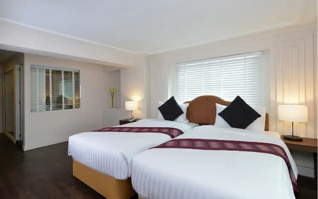 Siam Champs Elyseesi Unique Hotel - SHA Extra Plus-Deluxe Twin-1