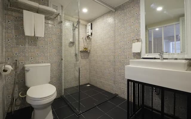 Siam Champs Elyseesi Unique Hotel - SHA Extra Plus-Deluxe Triple-4