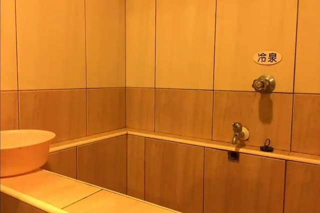 Jin Hua Cold Spring Hotel-Economy Twin Room (Free Bubble Cold/Hot Spring in Room)-2