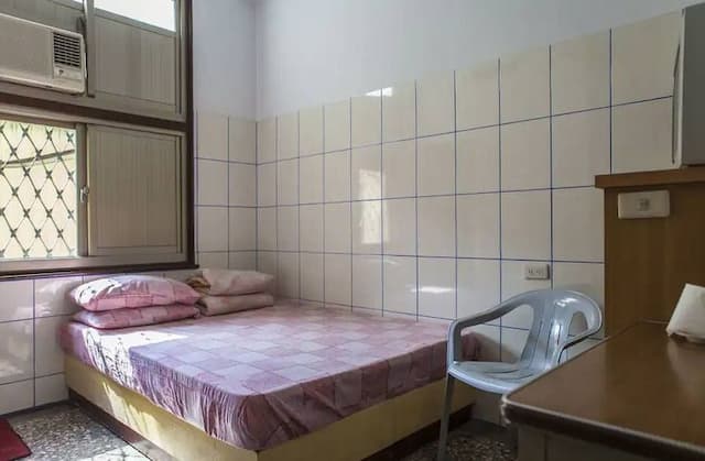 133 HOTEL-Double room-4