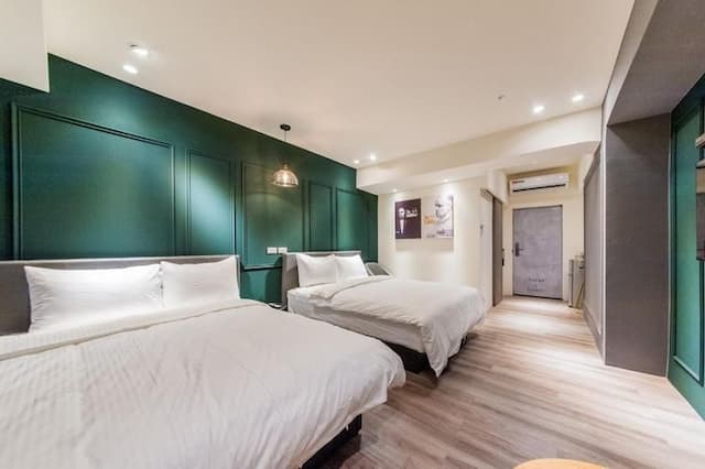 Park Ch'i Inn-Quadruple Room with View-2