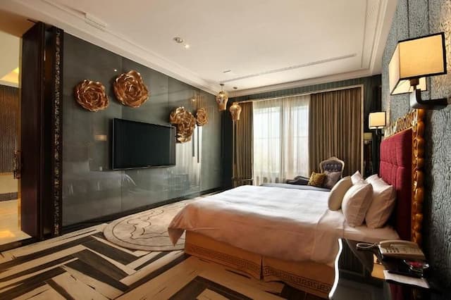 同等級房型依設計不同，設備略有不同，以實際現場提供為準