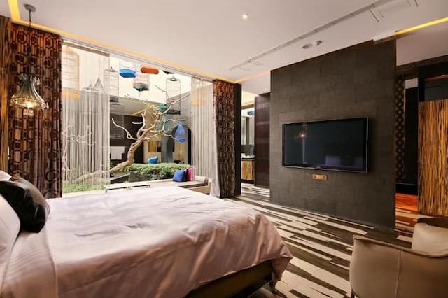 同等級房型依設計不同，設備略有不同，以實際現場提供為準