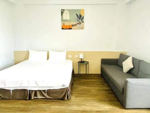 smalldug-Quadruple Room with Balcony-2