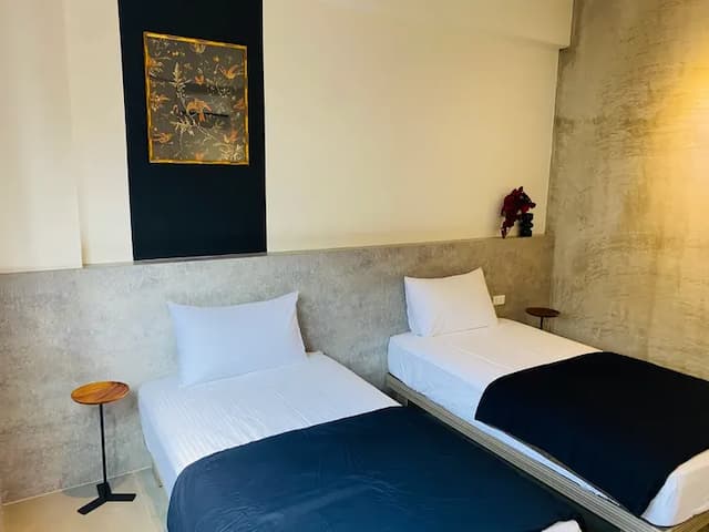 Midsummer Guest House-Double room (two plus single beds)-201-2