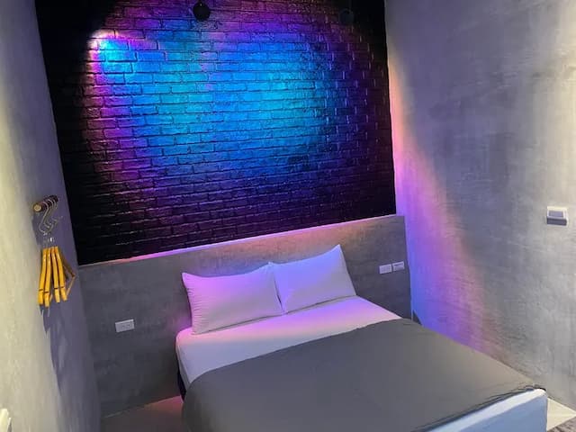 Midsummer Guest House-Double room with balcony (standard double bed)-202-2