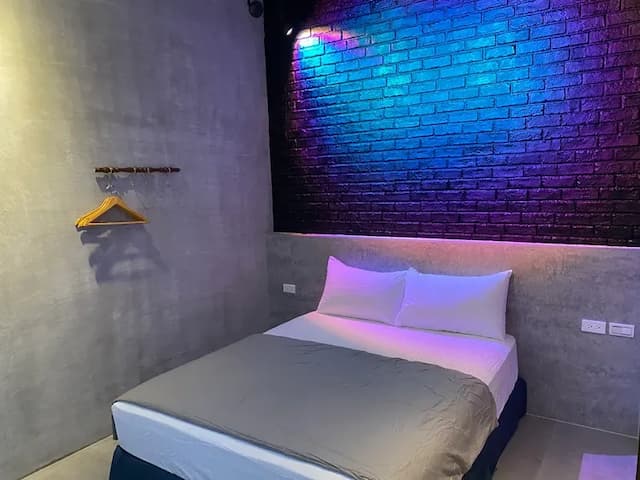 Midsummer Guest House-Double room with balcony (standard double bed)-202-1