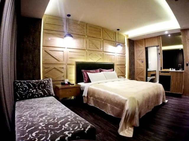 Song Xia Motel-Standard Double Room(Check-in at 17:00 on weekdays, Check in at 21:00 on Saturday)｜Breakfast included-6