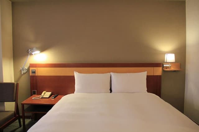 Guide Hotel Hsinchu Zhongyang-Standard Double Room-4