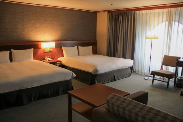 Guide Hotel Hsinchu Zhongyang-Deluxe Quadruple Suite-4