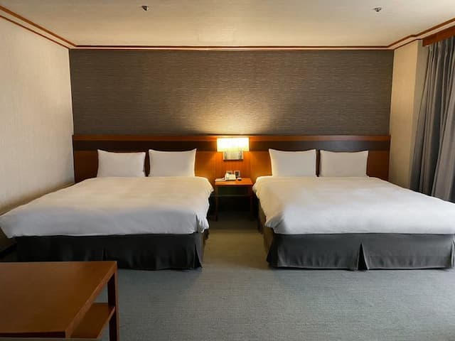 Guide Hotel Hsinchu Zhongyang-Deluxe Quadruple Suite-2