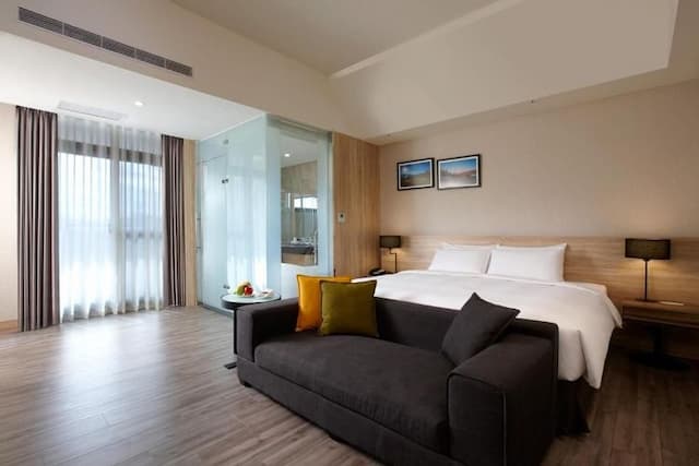 THE HO HOTEL-Deluxe Double Room-3