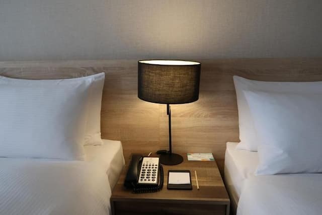 THE HO HOTEL-Deluxe Quadruple Room-4