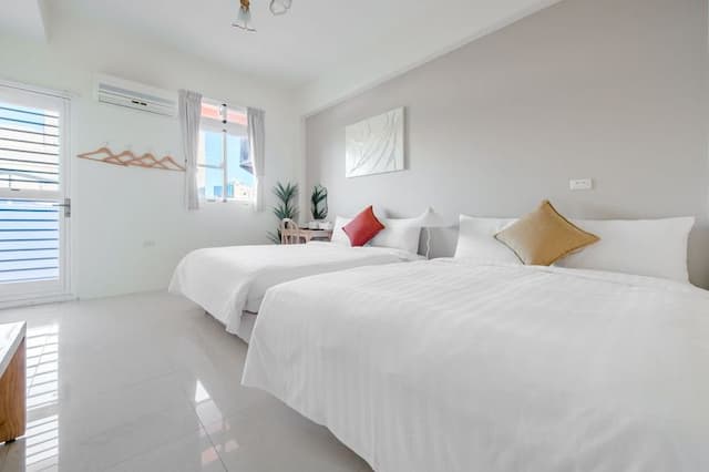 Taitung Chun Yang-Quadruple Room with Balcony-202-1