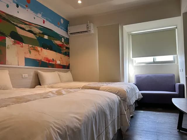 DAZZ INN-Quadruple Room - No Breakfast-3