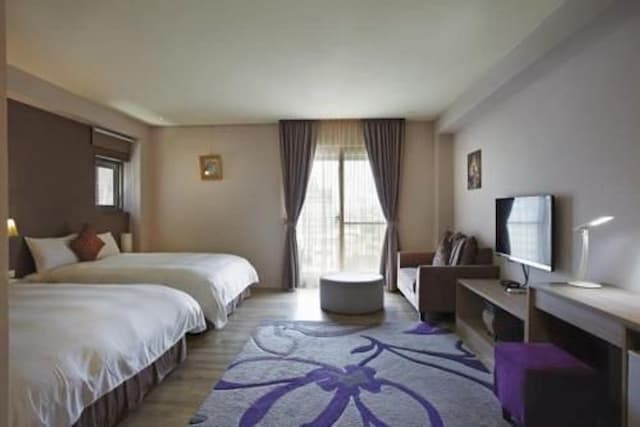 米卡沙旅店｜近台中火車站-經典四人房-3