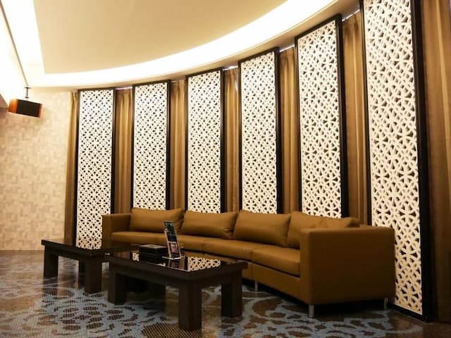 Refinement Motel-Deluxe Double Room with Karaoke Facilities-7