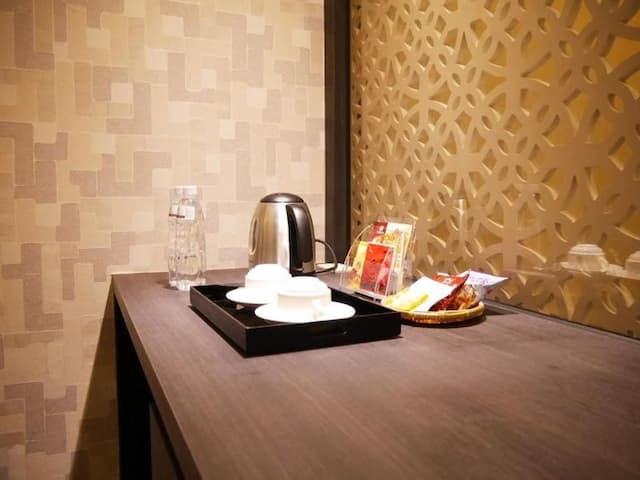 Refinement Motel-Deluxe Double Room with Karaoke Facilities-10