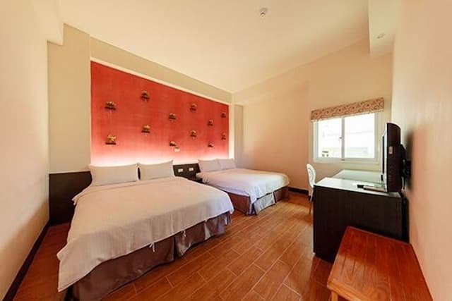 Kenting green courtyard bed and breakfast-Exquisite Quadruple Room-1