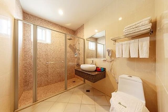 Kenting green courtyard bed and breakfast-Exquisite Quadruple Room-3