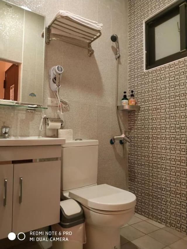 日月潭冠裕精緻旅店-經濟雙人房（位於地下室）-5