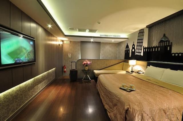 采岩汽車旅館 ｜洲際棒球場5分鐘｜-時尚套房-附SPA浴缸-4