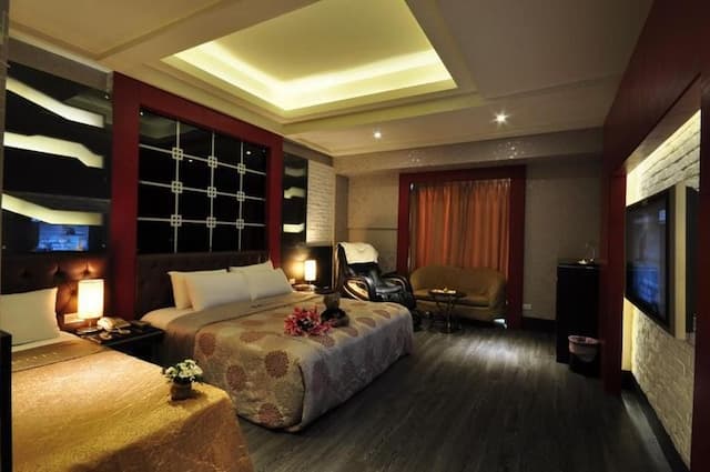 采岩汽車旅館 ｜洲際棒球場5分鐘｜-尊爵三人房-附SPA浴缸-6