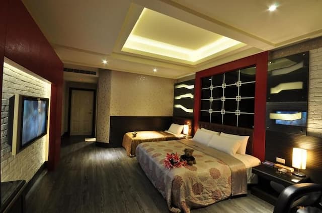 采岩汽車旅館 ｜洲際棒球場5分鐘｜-尊爵三人房-附SPA浴缸-5