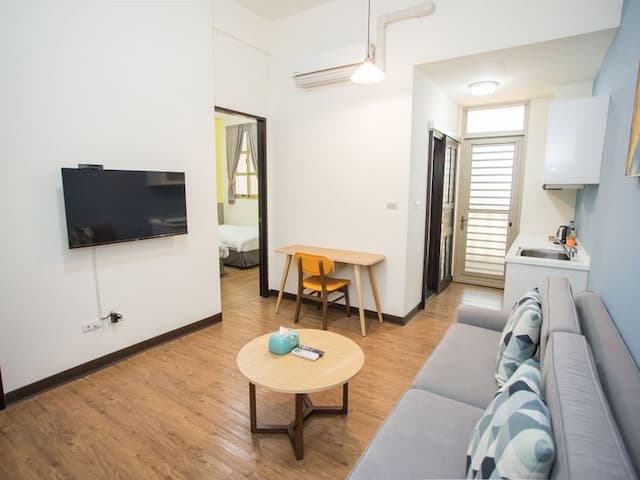 Happy Casa Resorts-Deluxe Suite, 1 bedroom suite, 2 single beds, balcony(1F)-3