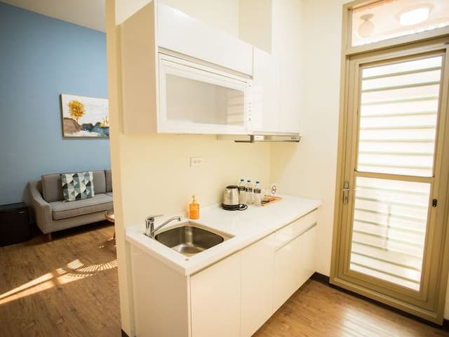 Happy Casa Resorts-Deluxe Suite, 2 bedroom suite, 3 single beds, balcony(1F)-2