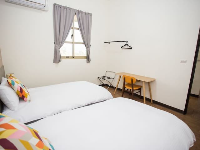 Happy Casa Resorts-Deluxe Suite, 2 bedroom suite, 4 single beds, balcony(1F)-6