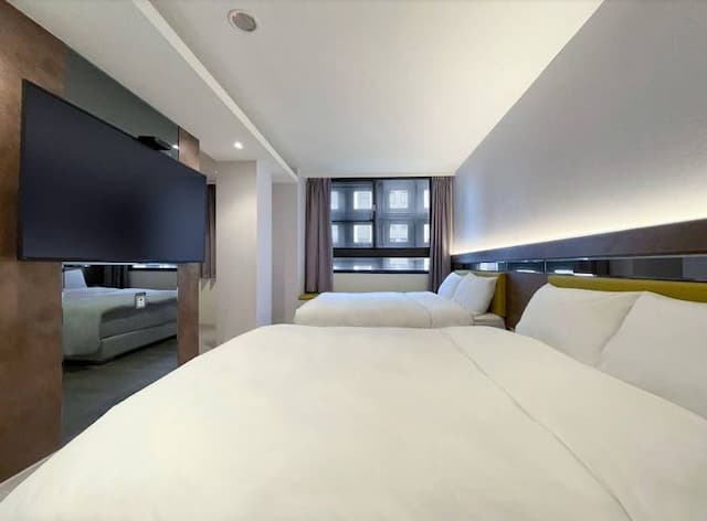 雀客旅館台中青海-經典家庭客房-2