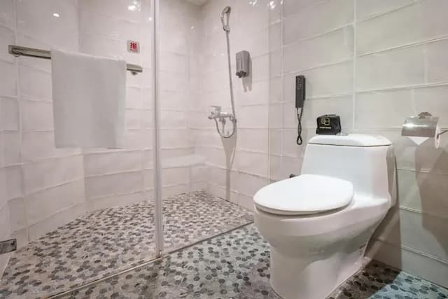 雀客旅館台中文心中清-標準雙床房-3