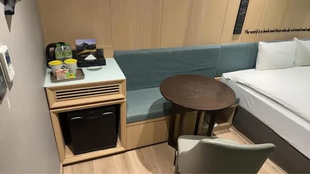 雀客旅館台中文心中清-標準雙人房-2