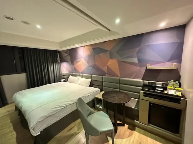 雀客旅館台中文心中清-標準雙人房-3