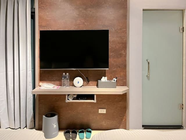 A401、C401、D401大屏幕電視